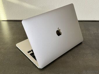 MacBook Pro 13" 2020 512GB / i5 / 16GB / Silver - 4