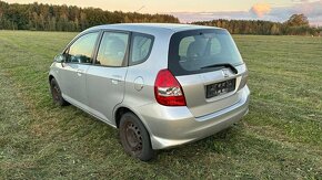 Honda Jazz 1.2  Benzín  Klimatizace - 4