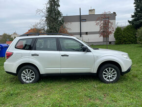 Subaru Forester SH 2.0, 110kw, r.v. 2010 - 4