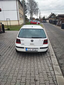 Volkswagen Golf 4 77Kw 2001 - 4