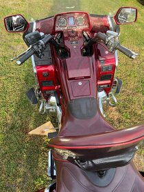 Honda gl 1500 Goldwing - 4