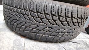 Prodam obuta zimni kola s caddy 205/50 R17 93 V Nokian Snowp - 4