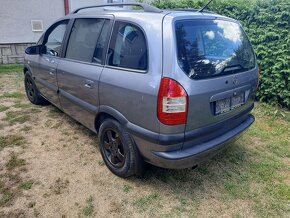 Opel Zafira 1.6 i Klima Alu Model 2006 7 míst - 4