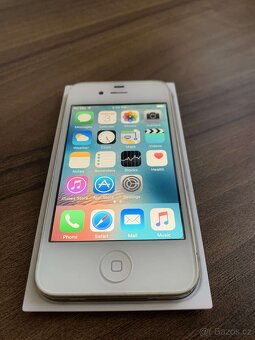 Apple iPhone 4S 16Gb - 4