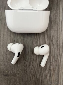 airpods pro - 4