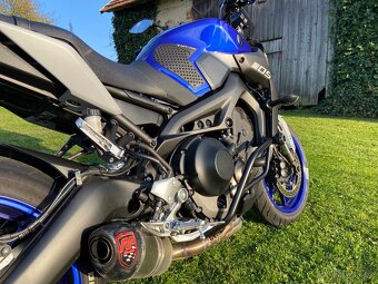 Yamaha MT-09 - 4