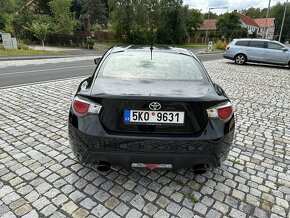 Toyota GT86 2012 147kw manuál - 4