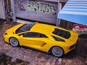 Lamborghini Aventador S 2017 1:18 Autoart - 4