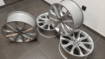 Alu kola Seat-škoda-VW- 7/5Jx18 ET-51 5x112x57 - 4