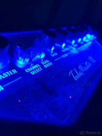 Kytarové lampové kombo HUGHES & KETTNER TubeMeister 18 Combo - 4