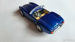 AC Cobra - Bburago - 4