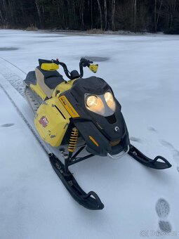 Sněžný skútr Skidoo ski-doo ski doo freestyle 300 - 4