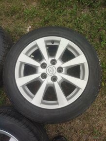 Alu kola Avensis 17"originál - 4