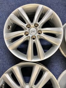 5x114,3 R18 originál alu Hyundai Tucson - 4