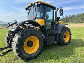 JCB Fastrac 4220 - 4