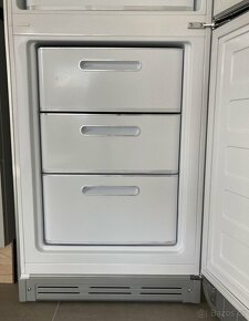 SMEG FAB32 - nejnovější model - možnost levých pantů - 4