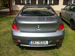 BMW 645Ci, 4,4L 8mi válec do V - 4