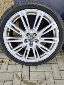 Originál Audi R20, 5x112 - 275/35 se zimním pneu - 4