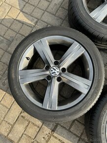 ORIGINÁL Alu Volkswagen Passat B7 R17, 5x112 - TOP - 4