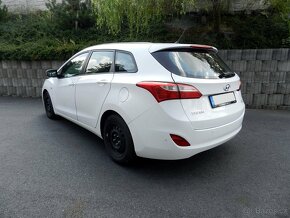 Hyundai i30 WG 1.6 CRDi 81 kW NOVÁ STK r.v. 11/2016 DPH - 4