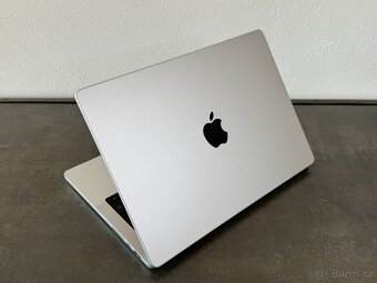 MacBook Pro 14" 2021 M1 Pro Silver / 500GB / 16GB - 4