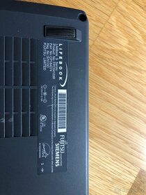 Siemens lifebook S7010D - 4