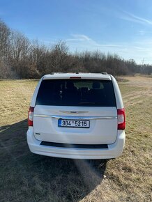 Chrysler Town & Country, 7 místné, A/T, TOP STAV - 4