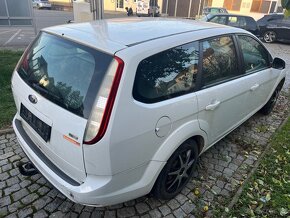 Ford Focus Combi 2,0 tdci - 4