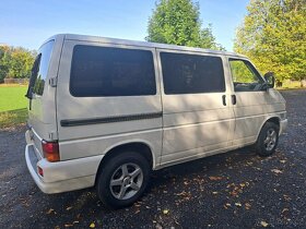 VW Transporter 1. 9 TDI - 4