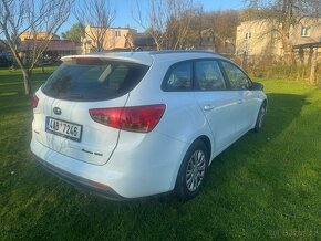 Kia Ceed  1.6. Crdi  nafta r.v 2014, 81tis,km Combi - 4