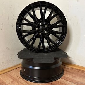 NOVÉ - VW/AUDI RONDELL 5x112 R19 ET48 8Jx19 70,4mm - 4