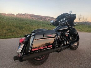 Harley Davidson Street glide - 4