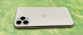 Apple iPhone 11 Pro - 4