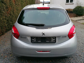 Peugeot 208 1,2 - 4