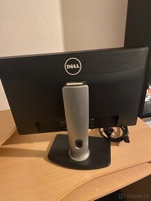 Nový monitor Dell 2213t - 4