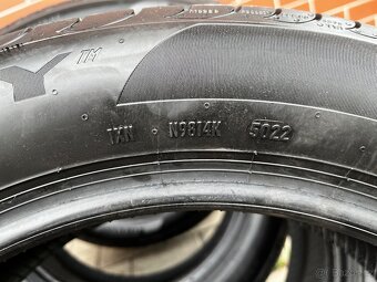 Pirelli Powergy 205/55 R17 95V letní pneu - 4