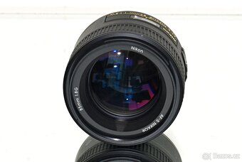 Nikon AF-S Nikkor 85mm 1:1,8G TOP STAV - 4