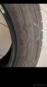 Zimní pneu 215/60 R17C - 4