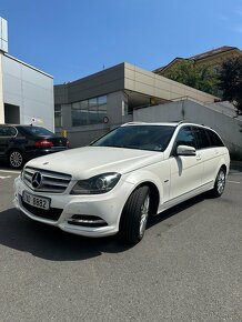 Mercedes Benz C 180 - 4