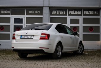 Škoda Octavia 1.6 TDI - AJ NA ŮVER - 4