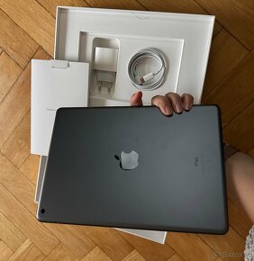 IPad Wi-Fi 64GB 9. generace - space grey - 4