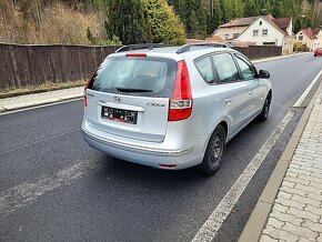 Hyundai i30, 1.6 (88 kW), LPG, automat, plný servis, 8x pneu - 4