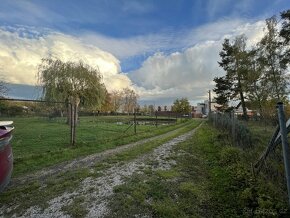 Prodej pozemku, 1945 m2, Líšnice, Varadov., ev.č. SP85 - 4