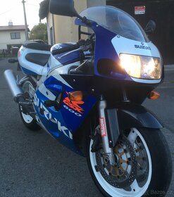 SUZUKI GSX-R 600 srad, 1999 - 4