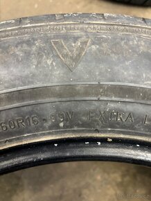 Gumy Nokian V 215/60 R16 - 4