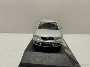 Škoda Superb I 1:43 Kaden první edice - 4