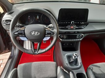 Hyundai I30N Performance, 206 kW, r.v.22, naj. jen 21800 - 4