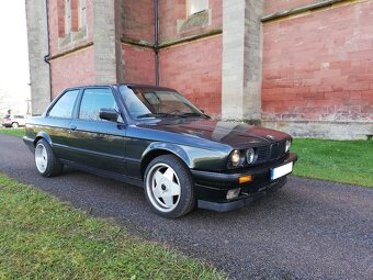 Bmw e30 325i - 4