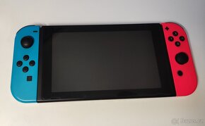 Nintendo Switch V1 vzácné sériové číslo - 4