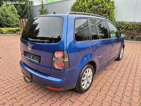 VW Touran 1.9TDI 77kW/2010,tažné,webasto,serviska,navi - 4